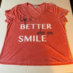 Juniors 3x t shirt. Life is better when you smile. Red shirt.